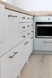 You can even mix finishes if you want to try something bold. Choosing Hardware For Your Kitchen My 5 Step Process Tidbits