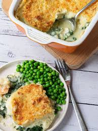 easy creamy fish pie with spinach