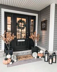 18 fall front door decor ideas that are