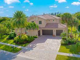homes in wellington fl with