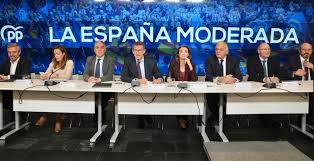 Feijóo, sin Ayuso ni Juanma Moreno, insiste en la moderación "por mucho que  me provoquen"