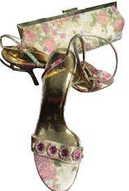 Maybe you would like to learn more about one of these? Bakers Shoes And Evening Bag Floral Pattern Of Rose And Green Beige Gold Matching Purse Pumps Size Us 9 Regular M B Tradesy