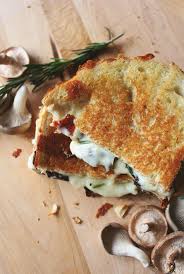creamy mozzarella grilled cheese with
