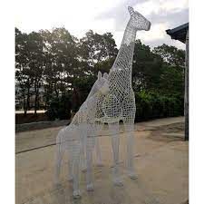 Outdoor Garden Giraffe Metal Statue