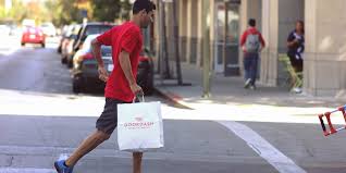 Doordash was founded in 2013 by tony xu, evan moore, andy fang, and stanley tang. Dq9vbntj4q 3rm