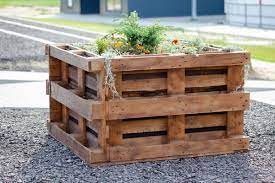 how to make a raised bed using pallets