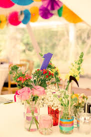 decorate your wedding venue with flowers