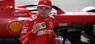 Recently, the weekly oggi, published a video where the formula one driver was spotted at the disco with siné and gianni. Diretta Formula 1 Prove Libere Live Streaming Un Due Ferrari Nella Fp2 Hamilton 3