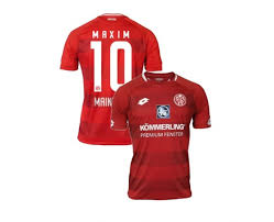 Fsv mainz 05, mainz 05 ˌmaɪnts nʊlˈfʏnf or simply mainz, is a german sports club, founded in 1905 and based in mainz. Fsv Mainz 05 Home 10 Alexandru Maxim Red Replica 2018 19 Jersey