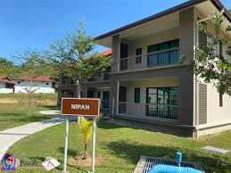 Rumah peranginan persekutuan atau juga diknali sebagai federal rest house. Rumah Peranginan Persekutuan Pulau Pangkor