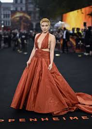 florence pugh s best red carpet moments