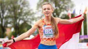 World record in 400 meters hurdles from competitor femke bol. Bol Scorches To World 400m Hurdles Lead Of 53 79 In Papendal