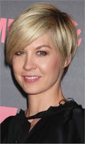 For fine hair that lacks body, a bob is a versatile style to choose for its classic and flattering finish. Trendige Kurzhaarfrisuren Fur Feines Haar 25 Trend Ideen Short Hair Styles Latest Short Hairstyles Fine Hair