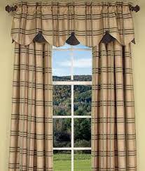 A beautifully designed country style living room is the ultimate everyday luxury. Pin By Monika Krieger On All That Humor Country Curtains Rustic Cottage Decor Curtains