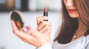 how to stop lipsticks from darkening