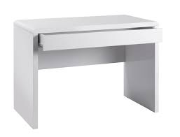 Perfect for any office space in your home, this piece will offer you an excellent space to enhance your concentration. White High Gloss Home Office Desk