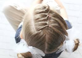 Discover messy buns, twisted braids, pigtails or updos for short to long hair! 10 Easy Little Girls Hairstyles 5 Minutes Somewhat Simple