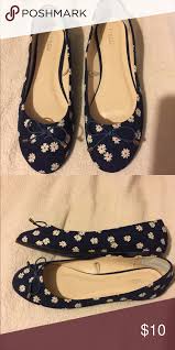 Ballet Flats By Vincci Size 8m Navy Blue With Flowers
