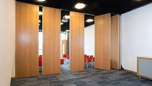 operable folding partition walls