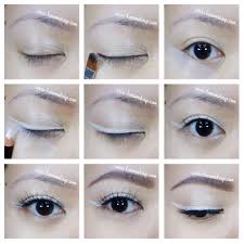 how to create winged eyeliner beginner