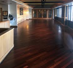 a guide to selecting hardwood floor