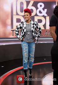 Keyshia cole formed a friendship with 2pac and he asked her to record a hook for him on a track on the night that he died. Keyshia Cole Biography News Photos And Videos Contactmusic Com