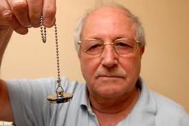 Pensioner falsely arrested after B&amp;Q accuse him of stealing bath plug they don&#39;t sell - ThomasRadcliffeNNP_468x313