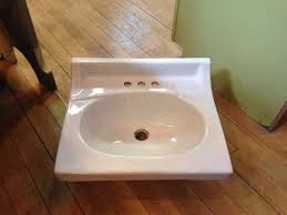 Small Vintage Wall Mount Porcelain Sink