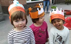 / koningsdag kroon maken geplaatst op 25 april 2019. Kroon Voor Koningsdag Jillz Kinderdagverblijf Amstelveen