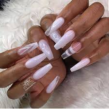 Milky trance these nails may be a simple white, but the added translucent pastel sparkles give them added depth which would otherwise be dull! Milky White Nail Design White Acrylic Nails Pink Acrylic Nails Kylie Nails