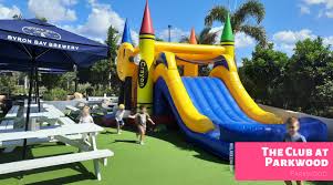 The Club at Parkwood, Parkwood - Mrs Lardeedah