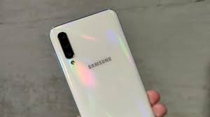 Samsung galaxy a30s (prism crush white, 64 gb) features and specifications include 4 gb ram, 64 gb gb rom, 4000 mah battery, 25 mp back camera compare galaxy a30s by price and performance to shop at flipkart. Samsung Galaxy A30 Galaxy A50 Price And Availability In The Philippines Gadgetmatch