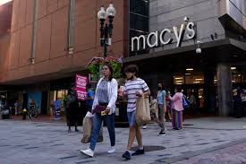 is macy s open on thanksgiving day 2021