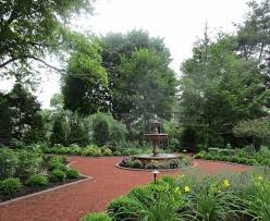 Parterre Garden With Fountain Stark