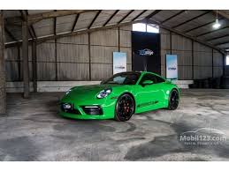 Porsche 911 turbo s yang keluaran terbaru 2020, handling super kencang + bonus sound mobil, mobil ini disediakan 2 jenis yaitu pake atap dan tidak, dan interior modern super kece. 911 Porsche Murah 28 Mobil Dijual Di Indonesia Mobil123