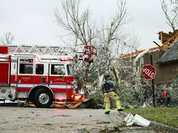Enormous tornado rips through alabama and destroying multiple buildings, leaving many residents trapped in their homes, as 50 million people remain under severe weather watch in the south. 8cndtyx4b Zw4m