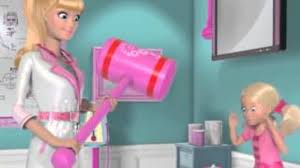 En ella la rubia más famosa nos cuenta de forma divertida su día a día. Barbie Life In The Dreamhouse Episode 41 Doctor Barbie Video Dailymotion