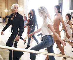 Maye musk, 73, appeared with elon musk on stage for his monologue, just minutes before mother's day. Maye Musk 70 Leads A Legion Of Younger Models In Covergirl Campaign Young Models Model Maye Musk