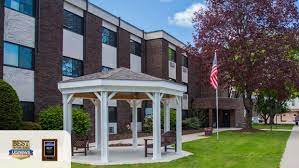 skilled nursing facility in holyoke ma