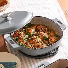 enameled cast iron skillet with lid