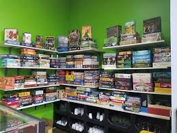 hundreds of board games to play