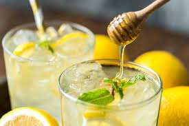 Minum Madu Dengan Air Lemon Menjaga Kesehatan