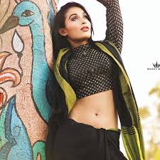 Ashima narwal beautiful indian film actress never hesitates to flaunt her navel in half saree. Sareenavelshow Instagram Posts Gramho Com