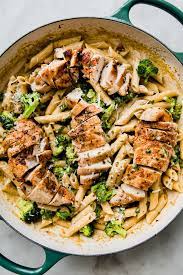 creamy pesto pasta with en