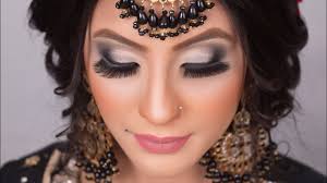 makeup tips to go with black dress