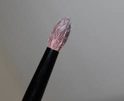 paula dorf sheer crease brush the non