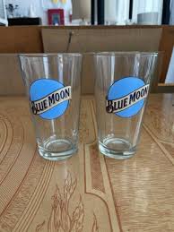 Blue Moon Pint Glasses 3379