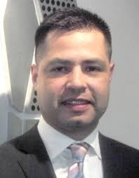 Spanish Broadcasting System Inc., (SBS) has appointed Eric Osuna to Vice President of Sales for SBS Los Angeles. He will oversee all advertising sales and ... - Eric-Osuna-e1323752027242-234x300