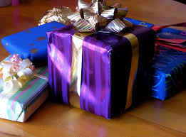 Gift Wrapping Tips and Tricks