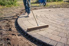 how to lay a circular patio hardscape